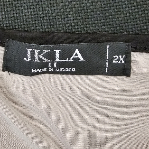 Dressy blouse - Picture 5 of 5